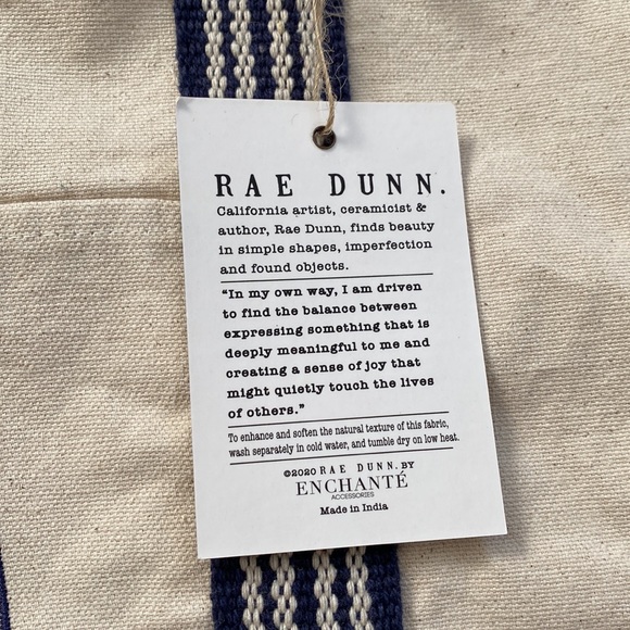 Rae Dunn Mama Bear Tote! - Picture 4 of 7